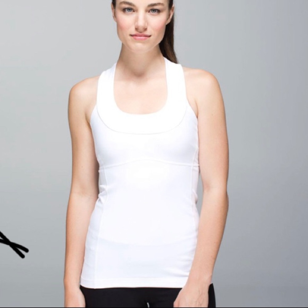 Lululemon Scoop Neck Tank White - size 6